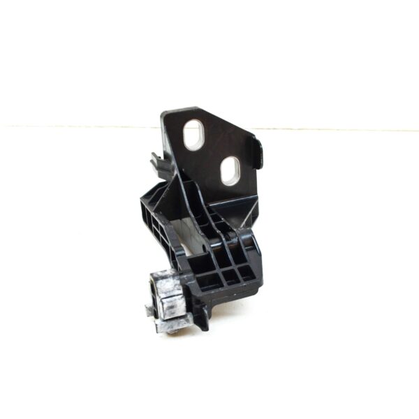 MERCEDES-BENZ C W205 Left Side Radiator Holder A2055014320 ORIGINAL - Image 2