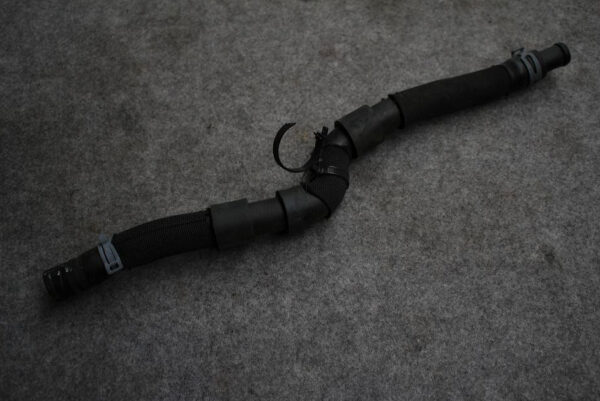 AUDI R8 4S Lower Engine Coolant Hose 4S0819375C ORIGINAL