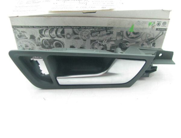 AUDI Q5 8R Rear Right Inner Opening Handle 8R0839020AAZ3 ORIGINAL