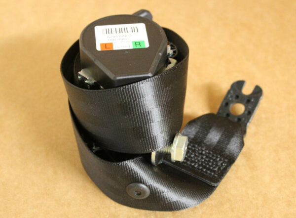 AUDI A3 8V Rear Seatbelt 8V3857805V04 8V3857805 V04 ORIGINAL