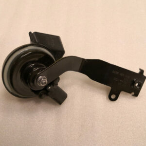 AUDI RS3 Right Side Low Tone Horn 8V0951210E ORIGINAL
