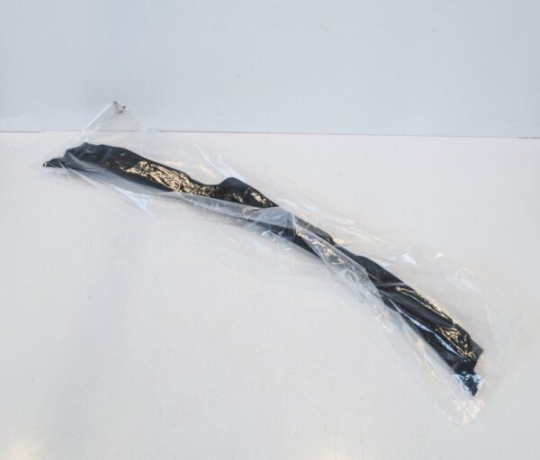 AUDI Q5 8R Front Windshield Wiper Cover LHD 8R181940301C 2016 ORIGINAL - Image 2