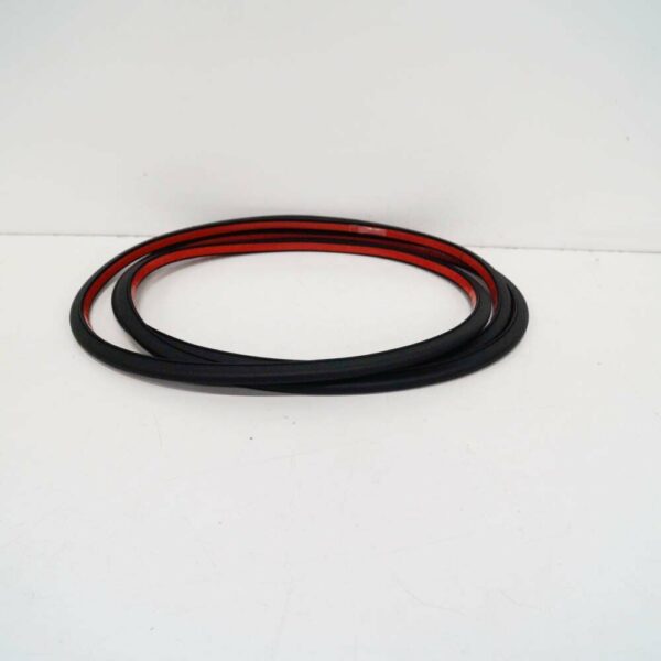 AUDI Q3 8U Rear Left Outer Door Seal 8U0839911B ORIGINAL - Image 4