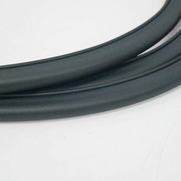 AUDI Q3 8U Rear Left Outer Door Seal 8U0839911B ORIGINAL - Image 5