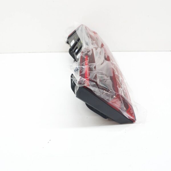 BMW X7 G07 Rear Left Trunk Lid LED Taillight 63215A164A1 ORIGINAL - Image 4