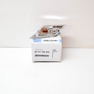 BMW 6 E63 Front Right Wing Turn Signal Indicator 63137165810 ORIGINAL