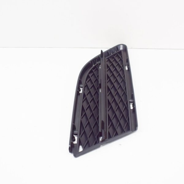 BMW 3 E90 Front Bumper Right Closed Grille 51117138418 7138418 ORIGINAL - Image 3