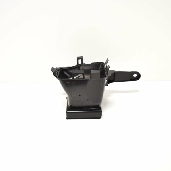 BMW X7 G07 Front Right Brake Air Duct 51747421686 ORIGINAL - Image 2