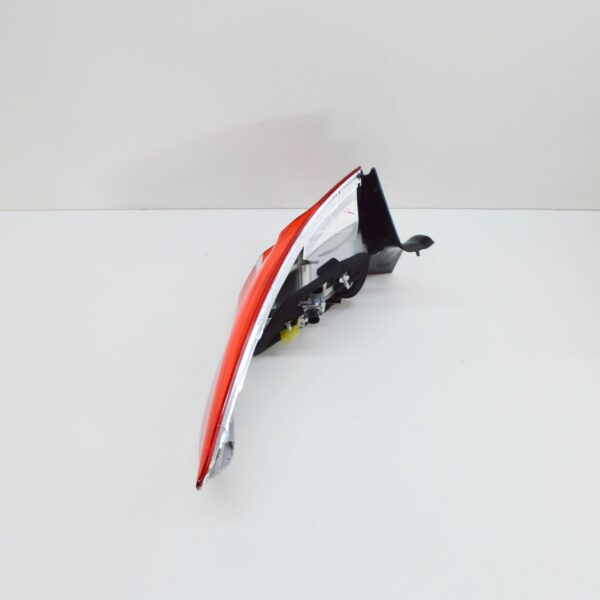 BMW X6 E71 Rear Right Outer Taillight Lamp 63217179984 7179984 ORIGINAL - Image 4