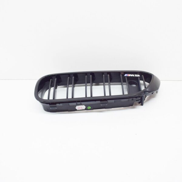 BMW M5 F90 Front Left Radiator Kidney Grille 51138076043 ORIGINAL - Image 2