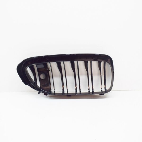 BMW M5 F90 Front Left Radiator Kidney Grille 51138076043 ORIGINAL - Image 5