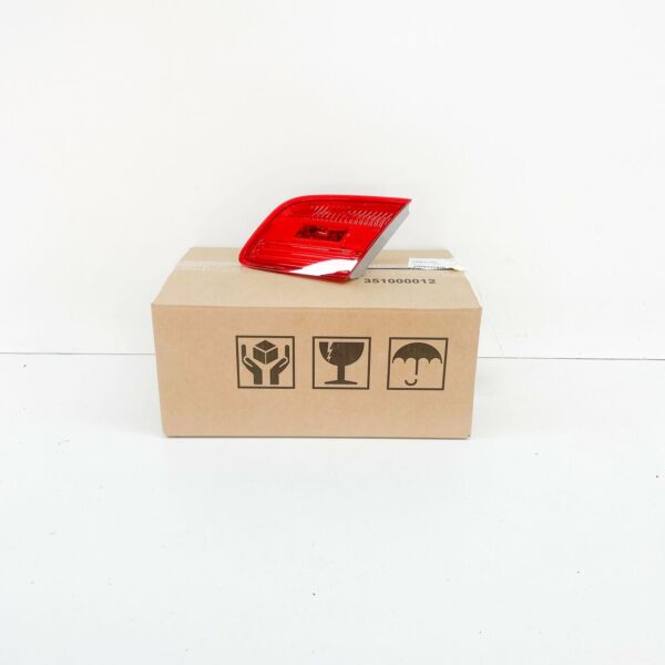 BMW 3 E92 Rear Tailgate Right Taillight 63217162300 7162300 ORIGINAL
