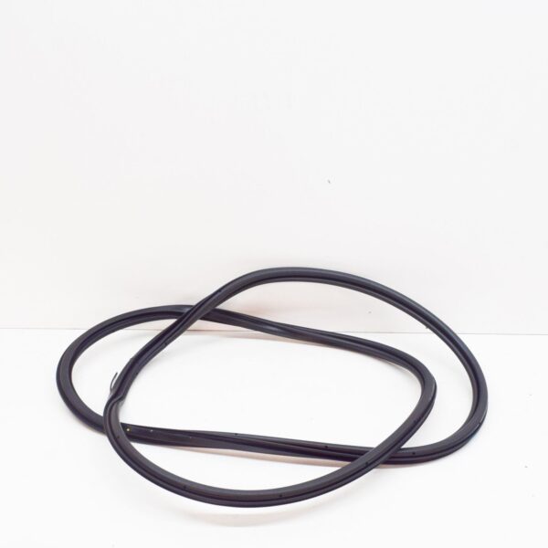 Audi Q7 4L Front Left Inner Door Seal 4L0831721A ORIGINAL - Image 3