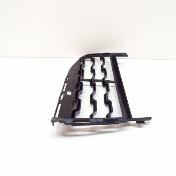 BMW 7 G11 Front Right Grill 8092160 51118092160 2018 ORIGINAL - Image 4