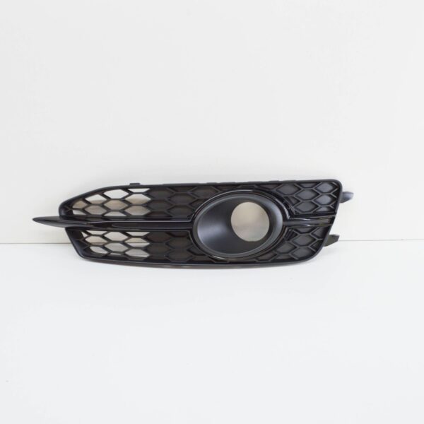 AUDI A6 C7 Front Right Fog Grille 4G0807682KBMT ORIGINAL - Image 2