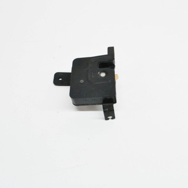 BMW 7 E38 Right Hood Lock 51238164764 8164764 ORIGINAL - Image 2
