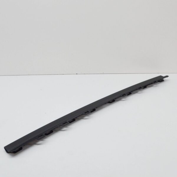 AUDI A1 Sportback GBA Rear Bumper Center Grille Trim 82A8078239B9 ORIGINAL - Image 4