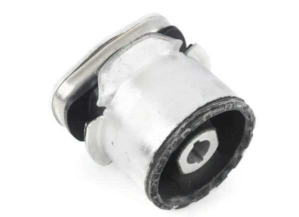 AUDI Q7 4M Rear Support Frame Bonded Rubber Bush 4M0505145J ORIGINAL - Image 3