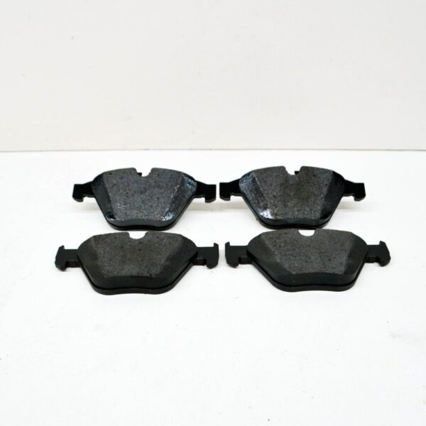 BMW 5 E60 Front Brake Pad Set 34116794915 6794915 ORIGINAL - Image 3
