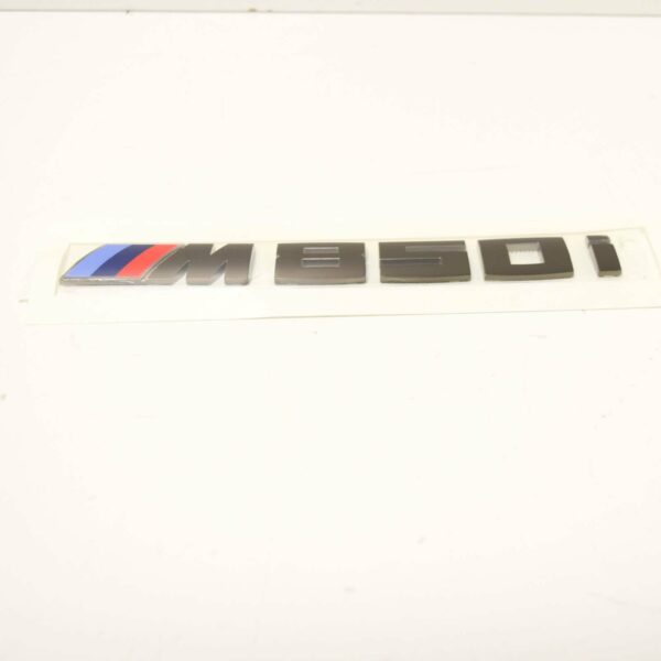 BMW 8 G15 M Rear Trunk Bootlid Emblem Logo 51148079112 ORIGINAL - Image 4