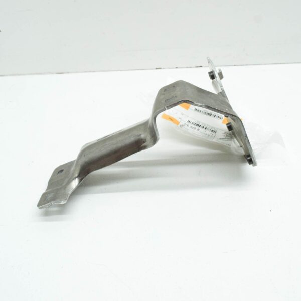 BMW M8 Cabrio F91 Front Right Vertical Connection Support 8079932 ORIGINAL - Image 4