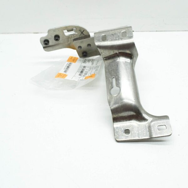 BMW M8 Cabrio F91 Front Right Vertical Connection Support 8079932 ORIGINAL - Image 5