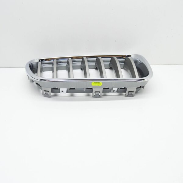 BMW X3 F25 Front Radiator Right Grille Chrome 51117237422 7237422 ORIGINAL - Image 3