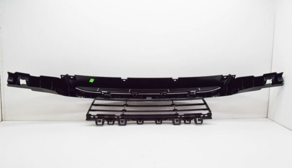BMW 3 F30 Front Bumper Lower Grill 51117386152 7386152 2016 ORIGINAL - Image 2