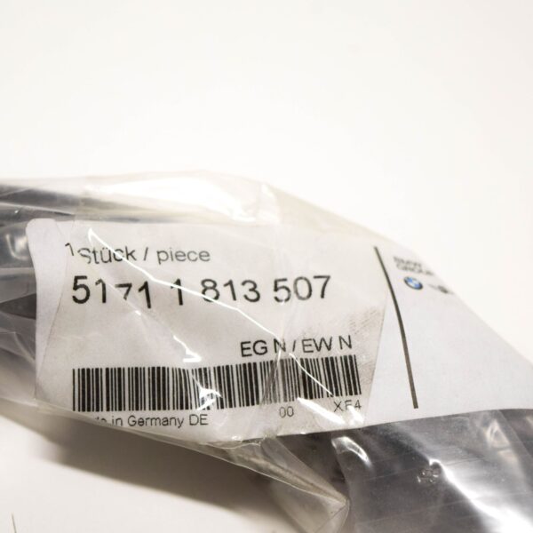 BMW 1502 Front Door Weatherstrip Seal 51711813507 ORIGINAL - Image 3