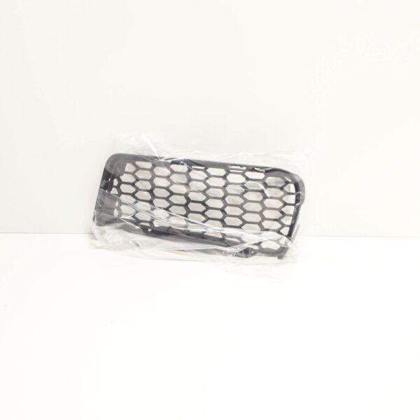 BMW M6 Convertible F12 Front Bumper Right M Grille 51118050506 ORIGINAL - Image 2