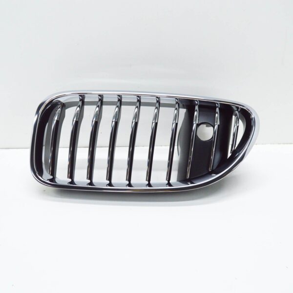 BMW 6 F12  Front Bumper Left Side Radiator Grille 51137212855 ORIGINAL - Image 2