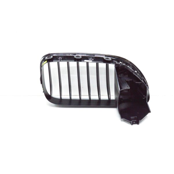 BMW 6 F12  Front Bumper Left Side Radiator Grille 51137212855 ORIGINAL - Image 4