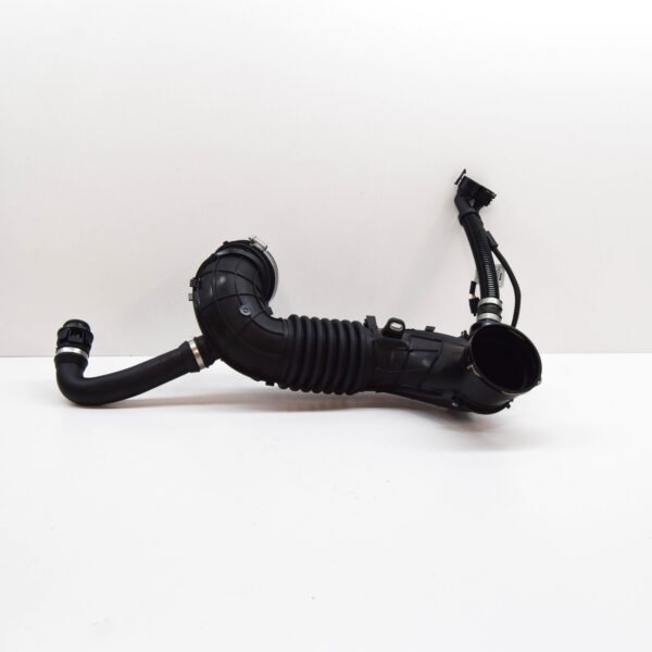 BMW 3 F30 Filtered Air Pipe 8574783 13718574783 ORIGINAL - Image 2