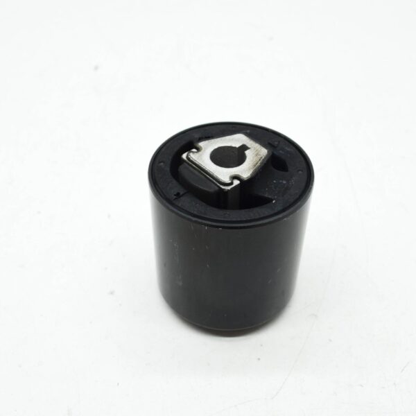 BMW X5 E53 3.0d 155kW Front Control Arm Bushing 31126769715 ORIGINAL - Image 2
