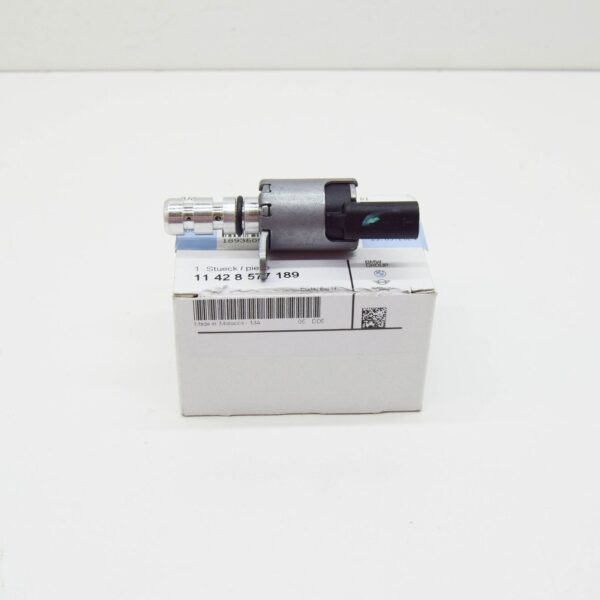 BMW 8 Cabrio G14 Piston Cooling Control Valve 11428577189 ORIGINAL