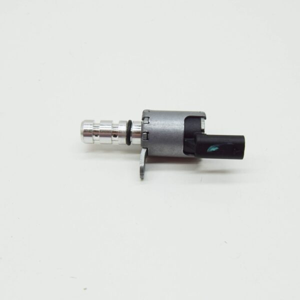 BMW 8 Cabrio G14 Piston Cooling Control Valve 11428577189 ORIGINAL - Image 2