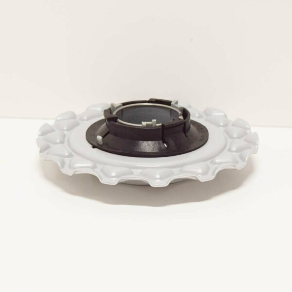 BMW 3 E30 Wheel Center Hub Cap 36132225622 2225622 ORIGINAL - Image 3