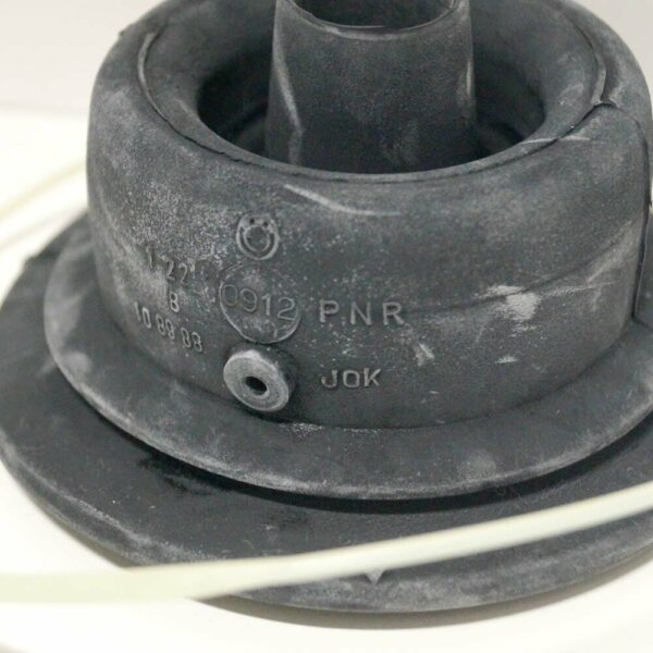 BMW 3 E30 Shift Lever Insulating Rubber Boot Manual 25111220912 ORIGINAL - Image 2
