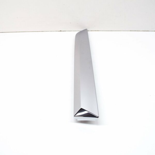 BMW X7 G07 M Rear Right Rocker Molding Chrome 51128745742 ORIGINAL - Image 4