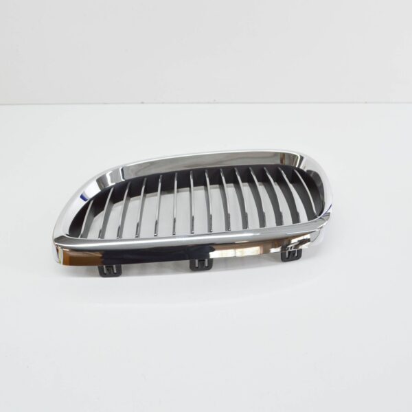 BMW 3 E93 Front Radiator Left Grille Chrome 51137157277 7157277 2009 ORIGINAL - Image 4