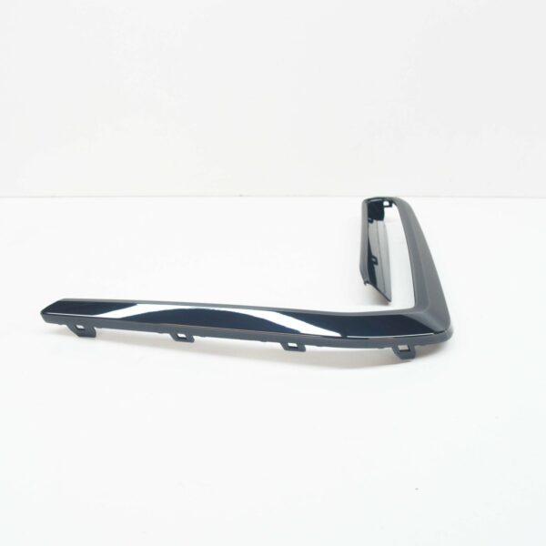 BMW X7 G07 M Front Bumper Lower Grille Right Finisher 51118074262 ORIGINAL - Image 3