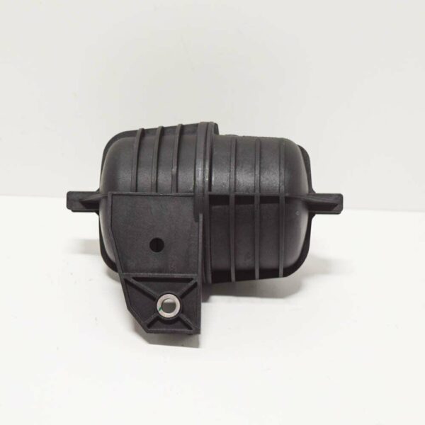 BMW 1 E81 Turbocharger Vacuum Tank Reservoir Left 11657799790 ORIGINAL - Image 4