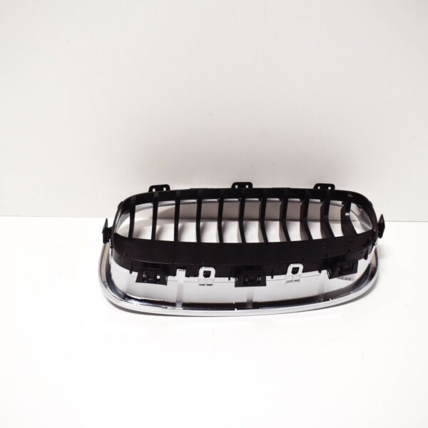 BMW 1 F20 Front Radiator Right Kidney Grille 51137324390 7324390 ORIGINAL - Image 5