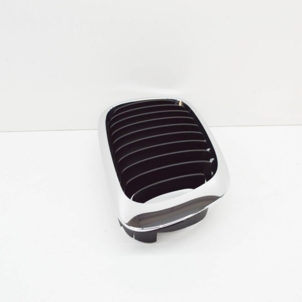 BMW 3 E46 Front Bumper Right Grille 51138208684 ORIGINAL - Image 3