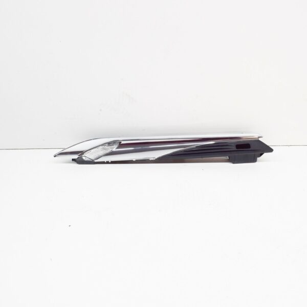 BMW 6 F12 Front Right Additional Turn Indicator Lamp 63137221862 ORIGINAL - Image 4