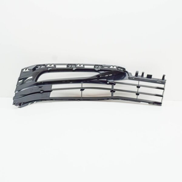 BMW 5 G30 Front Left Grill 51117385277  ORIGINAL - Image 4