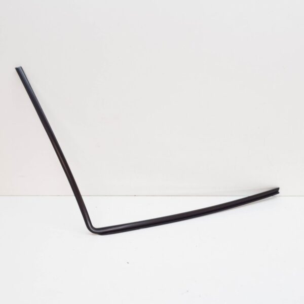 BMW 5 E34 Windshield Molding Right Front 51318117458 ORIGINAL