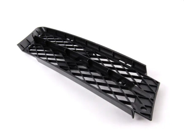 BMW 3 E90 Front Right Bumper Grill 51117134080 7134080 ORIGINAL - Image 2