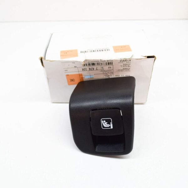 BMW X3 G01, F97 Right Seat Isofix Cover 52107474104 7474104 ORIGINAL