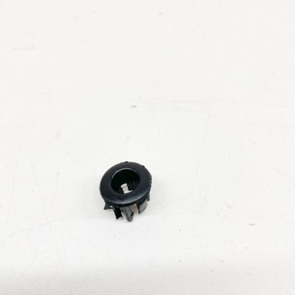 BMW X5 E53 Door Lock Rod Grommet 2pcs Front=Rear R=L 51418408567 ORIGINAL - Image 3
